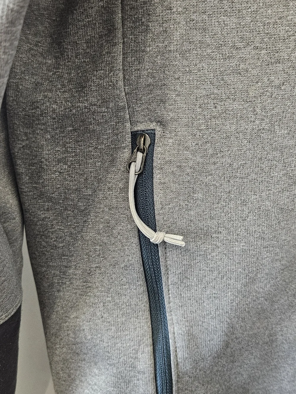 The North Face Men’s Gray Full-Zip Hooded Jacket with Red Zip Accent